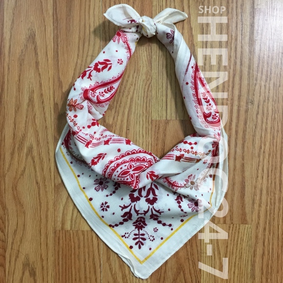 OMBRE PAISLEY BANDANA SCARVE ONE SIZE - Picture 3 of 4